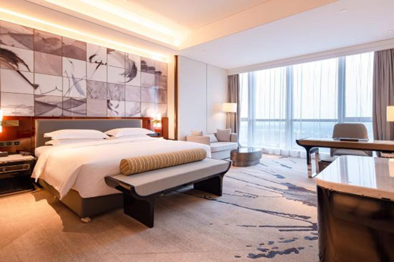Wyndham Grand Suzhou Fenhu Hotel Xinta ภายนอก รูปภาพ