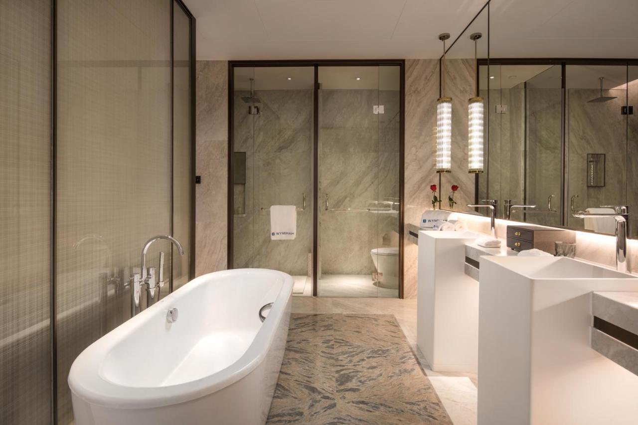 Wyndham Grand Suzhou Fenhu Hotel Xinta ภายนอก รูปภาพ