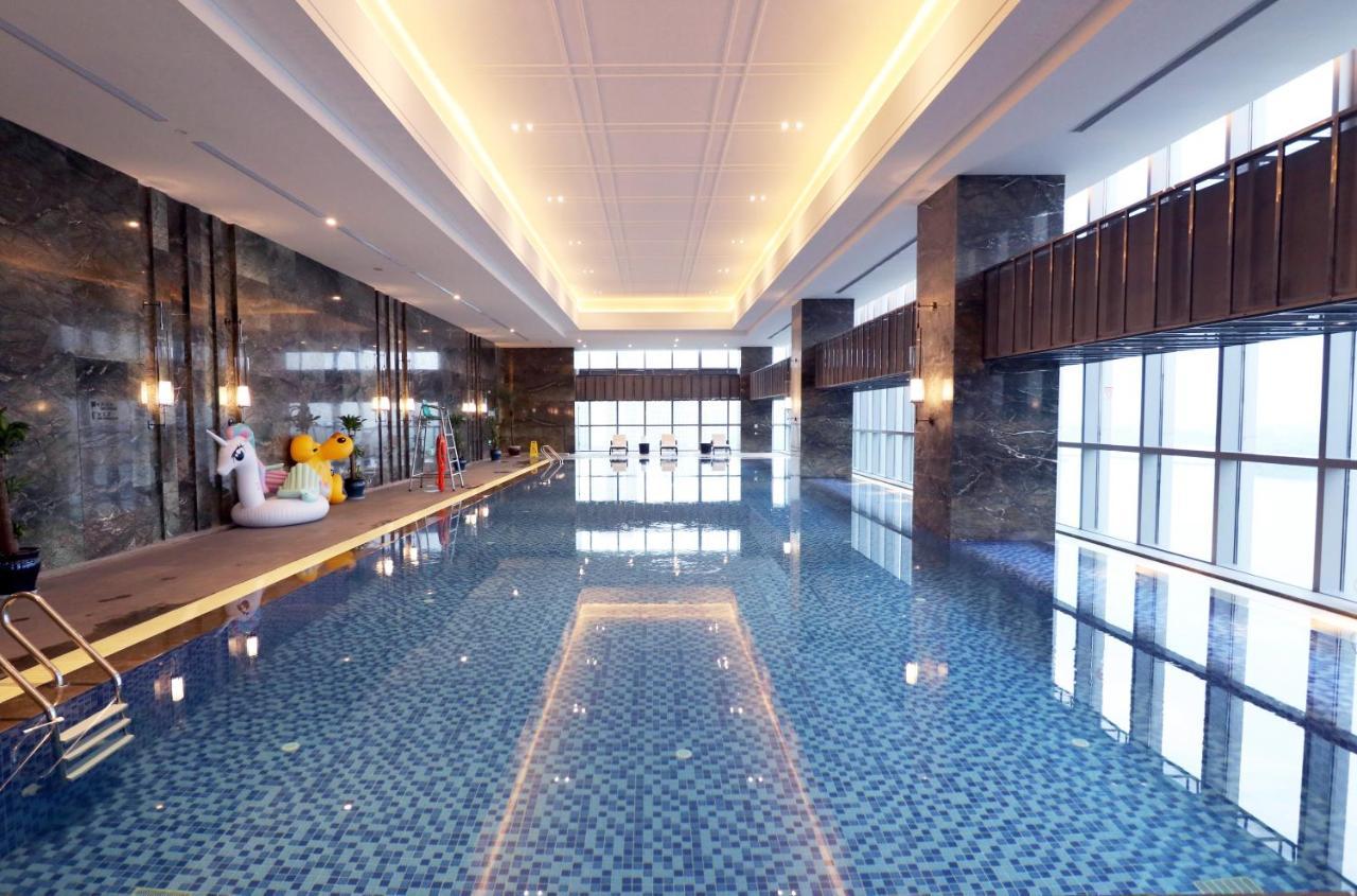 Wyndham Grand Suzhou Fenhu Hotel Xinta ภายนอก รูปภาพ