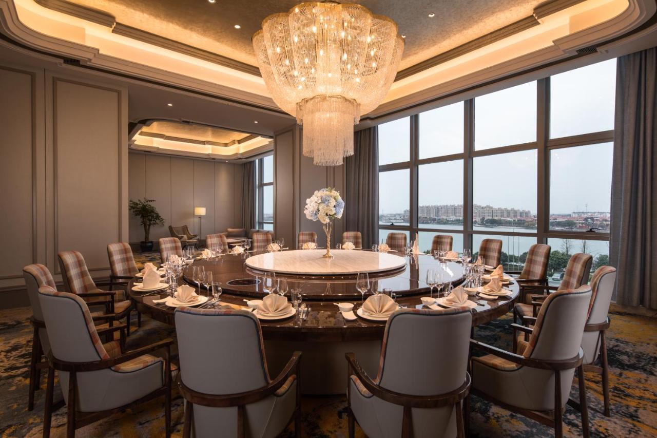 Wyndham Grand Suzhou Fenhu Hotel Xinta ภายนอก รูปภาพ