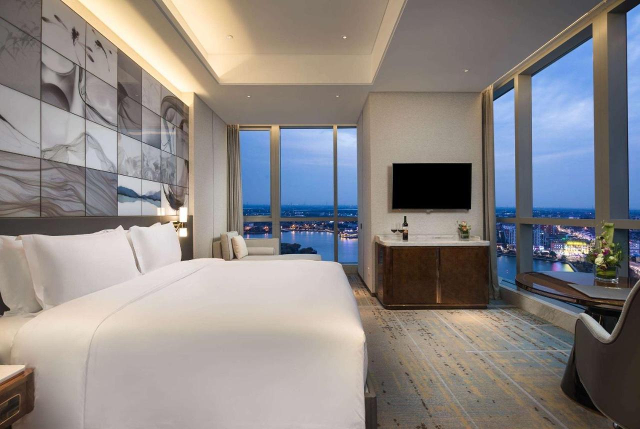 Wyndham Grand Suzhou Fenhu Hotel Xinta ภายนอก รูปภาพ