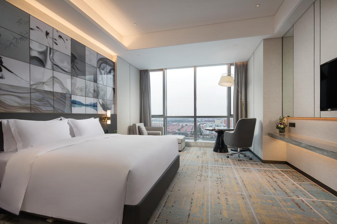 Wyndham Grand Suzhou Fenhu Hotel Xinta ภายนอก รูปภาพ